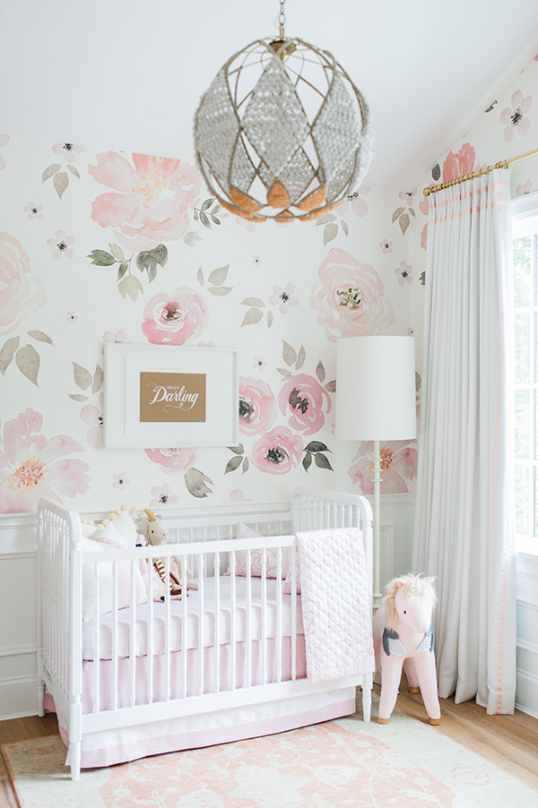 Baby Nursery Decorating Ideas for a Girl