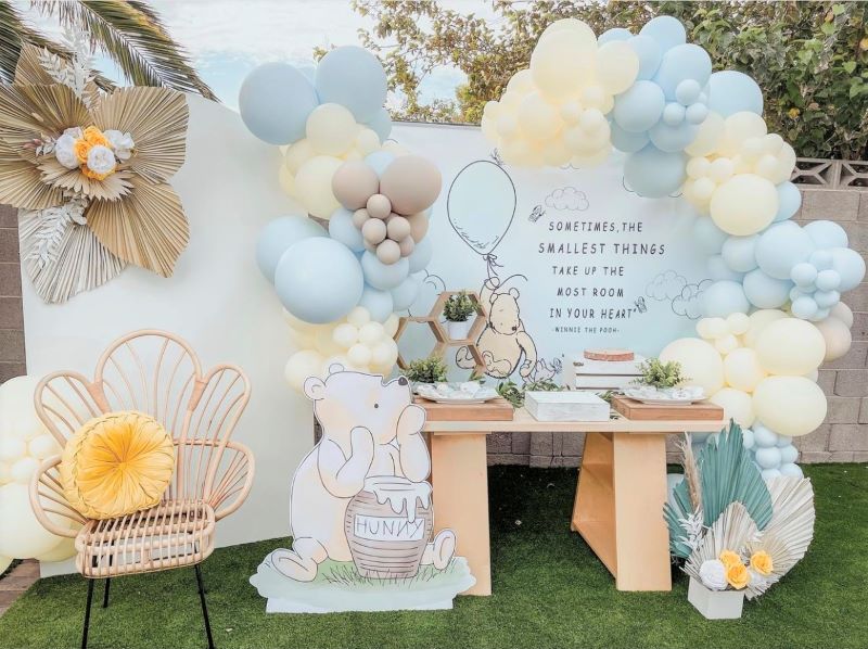 winnie the pooh baby shower centerpieces