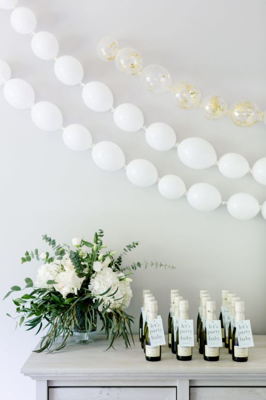 baby shower themes neutral