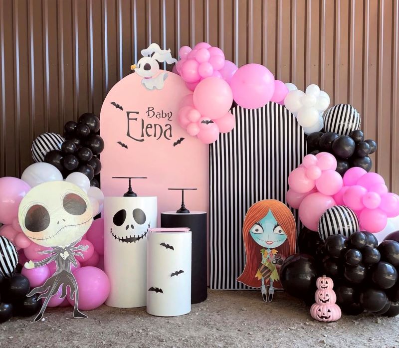 Halloween baby shower sales centerpieces