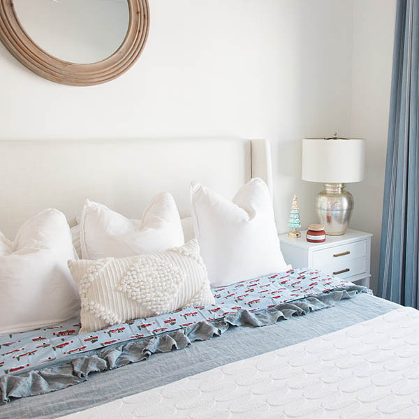 holiday guest room pillows
